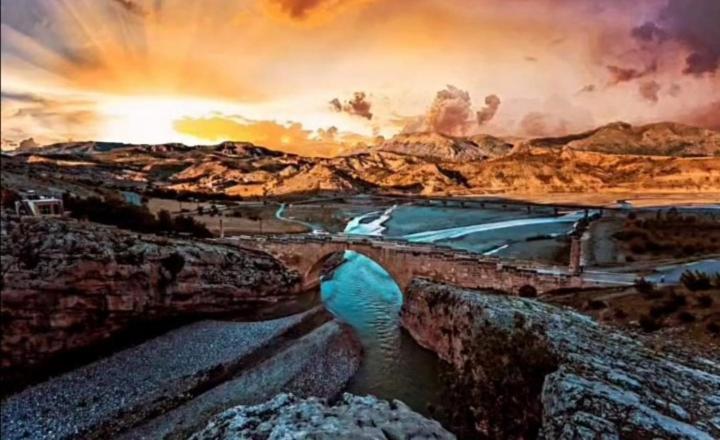 Motel Nemrut Dagi Isik Pansi̇On Karadut  Zewnętrze zdjęcie